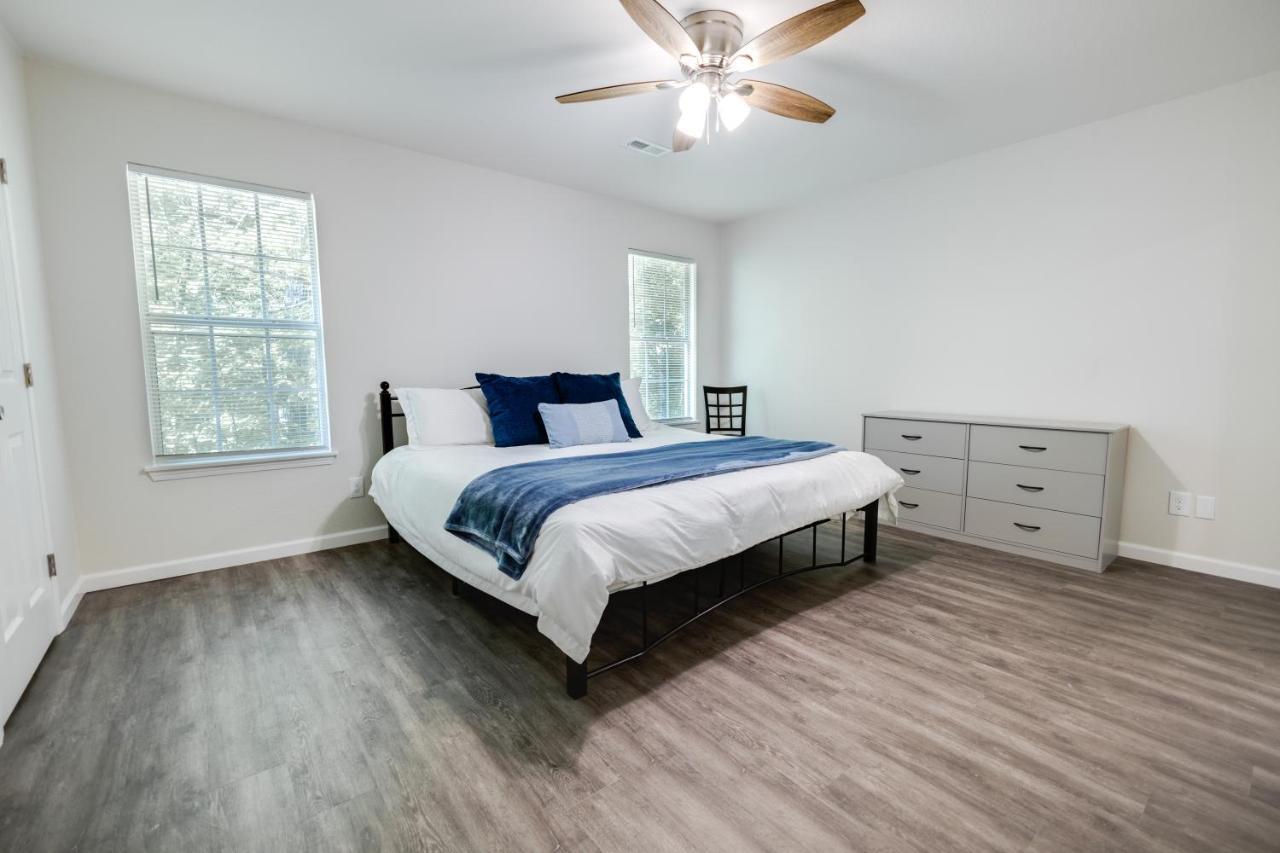 Trailside Townhouse - Close To Downtown & Bike Trails Bentonville Exterior photo